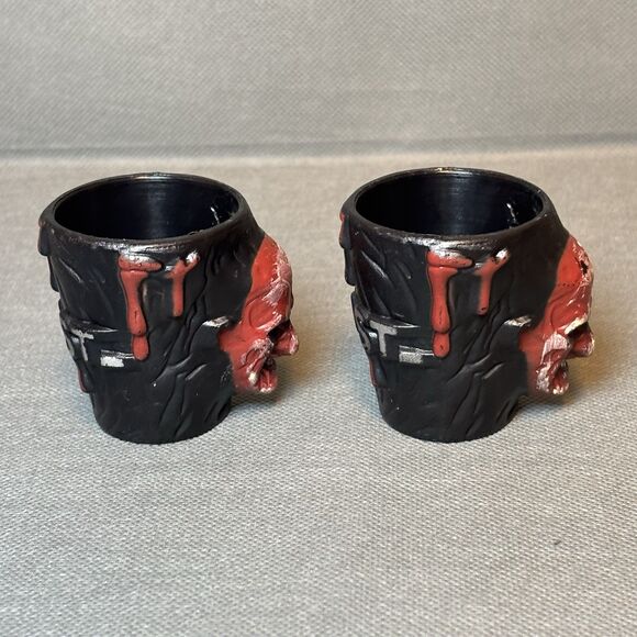 A Nightmare on Elm Street Movie Freddy Krueger Set of 2 Shot Glasses 3D-Horror - Picture 4 of 9